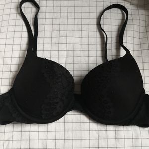 Victoria's Secret black bra 32B